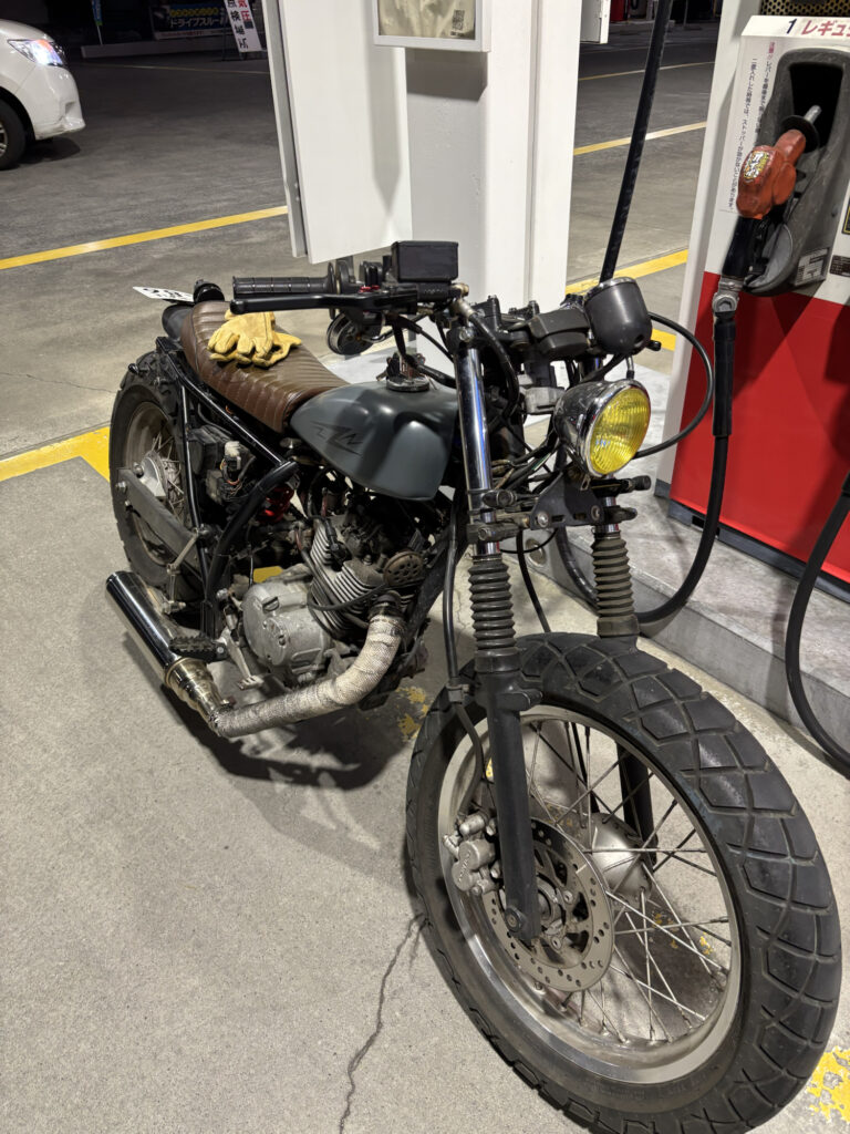 GPX250Rの陸送直後の写真